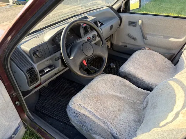 Opel Corsa 1991 photo 3