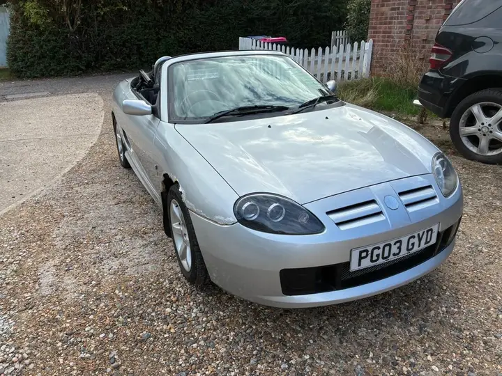 MG Tf 2003 photo 4