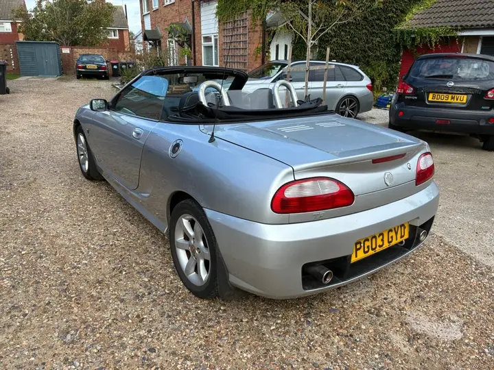 MG Tf 2003 photo 3