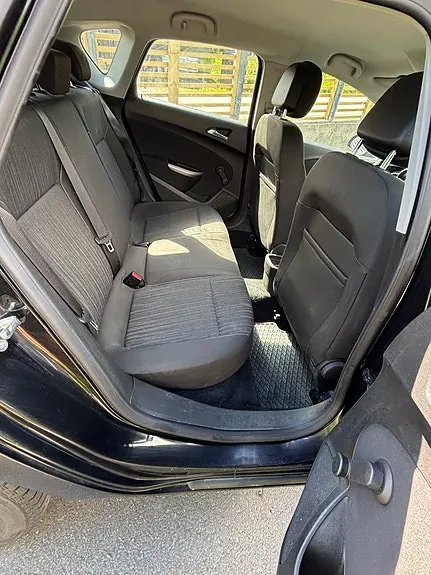 Opel Astra 2010 photo 5