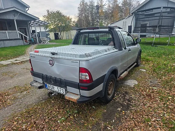 Fiat Strada 2010 photo 3