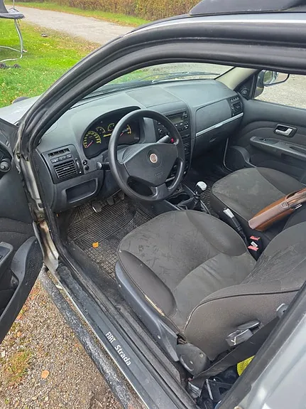 Fiat Strada 2010 photo 4