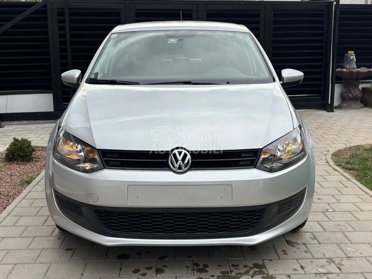 Volkswagen Polo 2011 photo 4