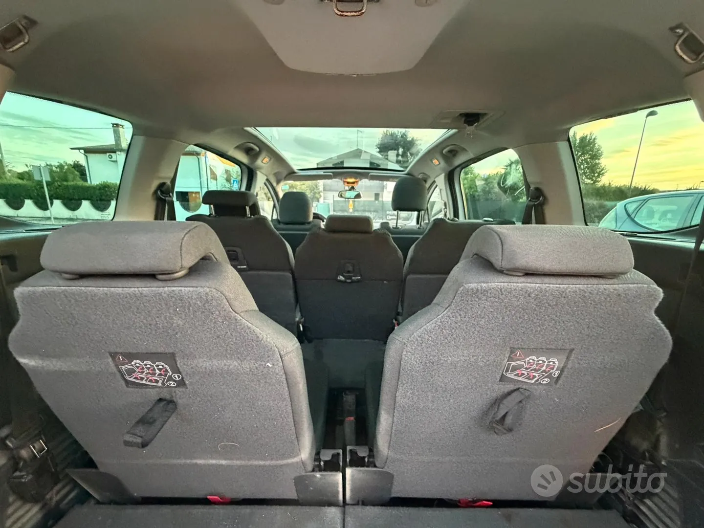 Peugeot 5008 2015 photo 5