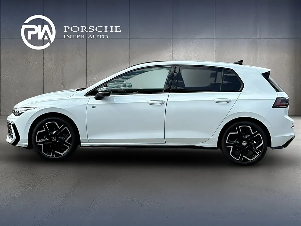 Volkswagen Golf 2026 photo 2