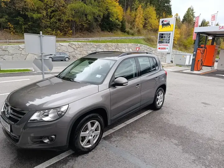 Volkswagen Tiguan 2009 photo 3