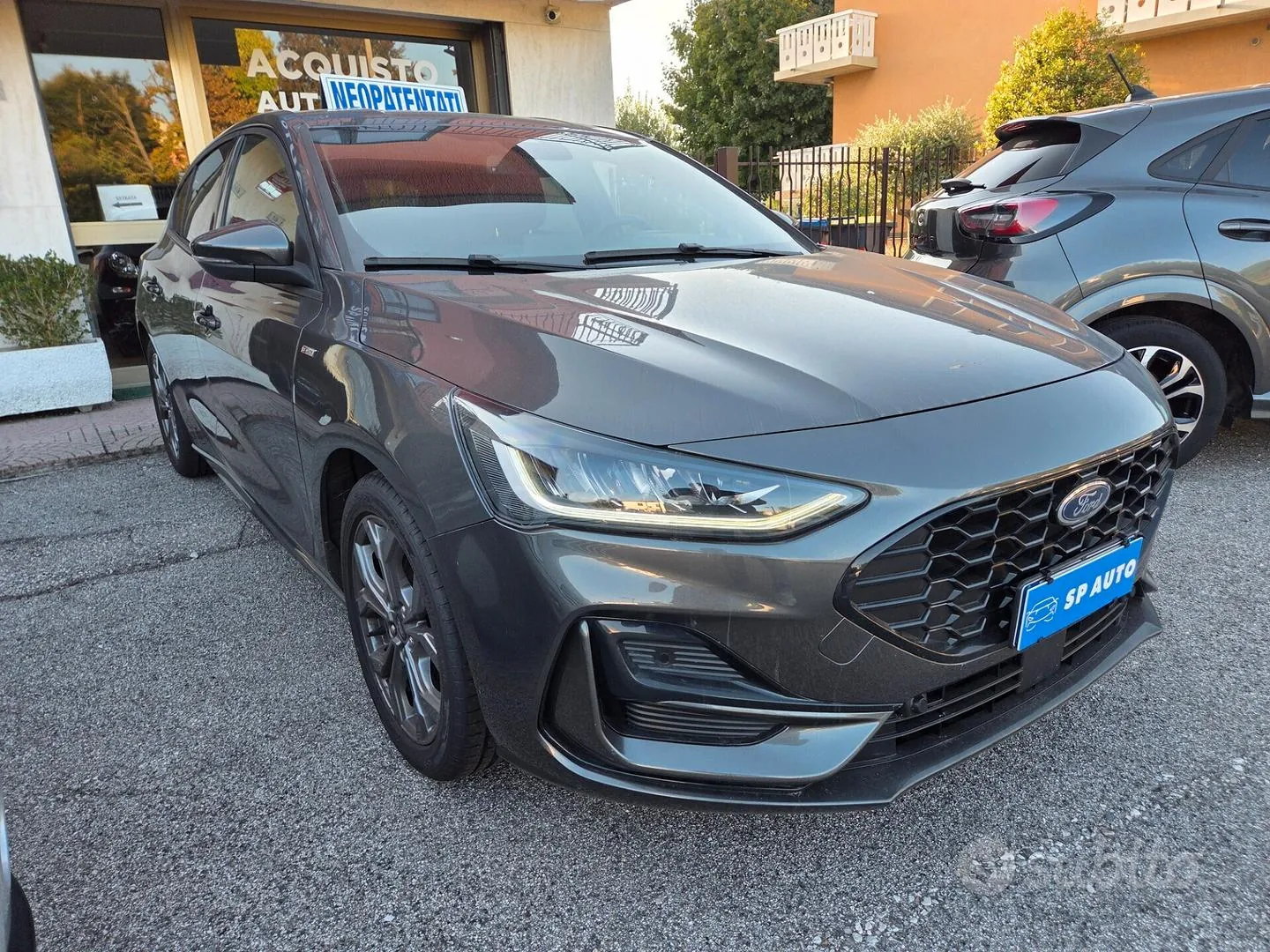 Ford Focus 2023 photo 2