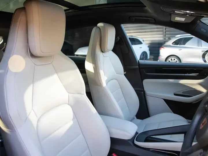 Porsche Macan 2024 photo 5