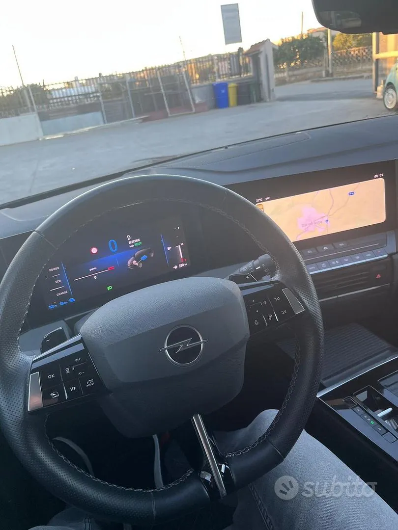 Opel Astra 2023 photo 4