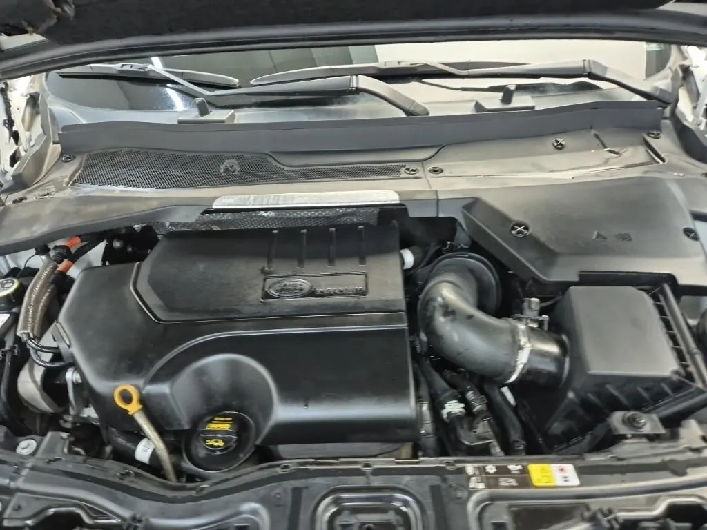 Land Rover Discovery Sport 2021 photo 5