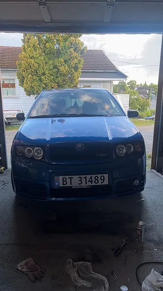 Skoda Fabia 2000 photo 2