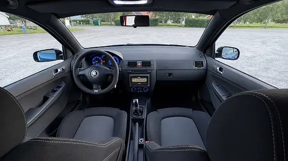 Skoda Fabia 2000 photo 4