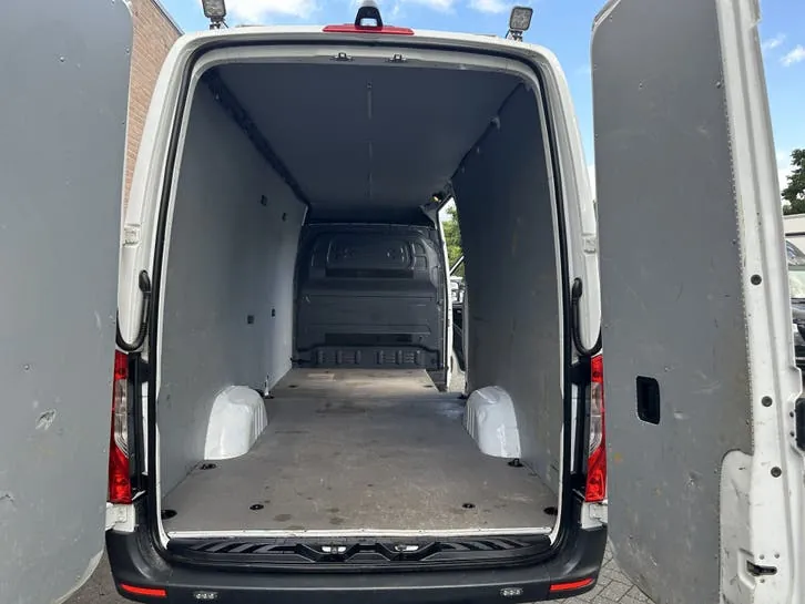 Mercedes-Benz Sprinter 2021 photo 3