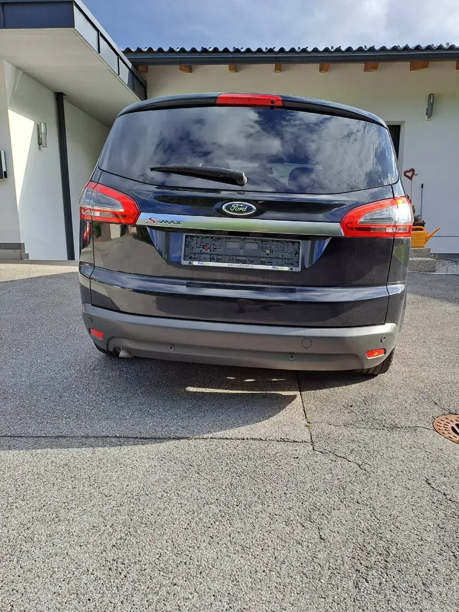 Ford S-Max 2013 photo 3