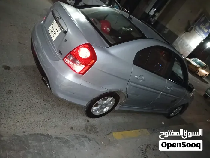 Hyundai Accent 2011 photo 3
