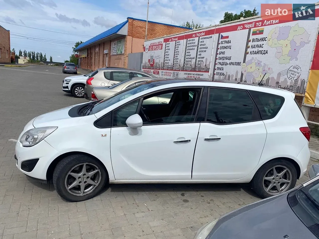 Opel Meriva 2011 photo 2