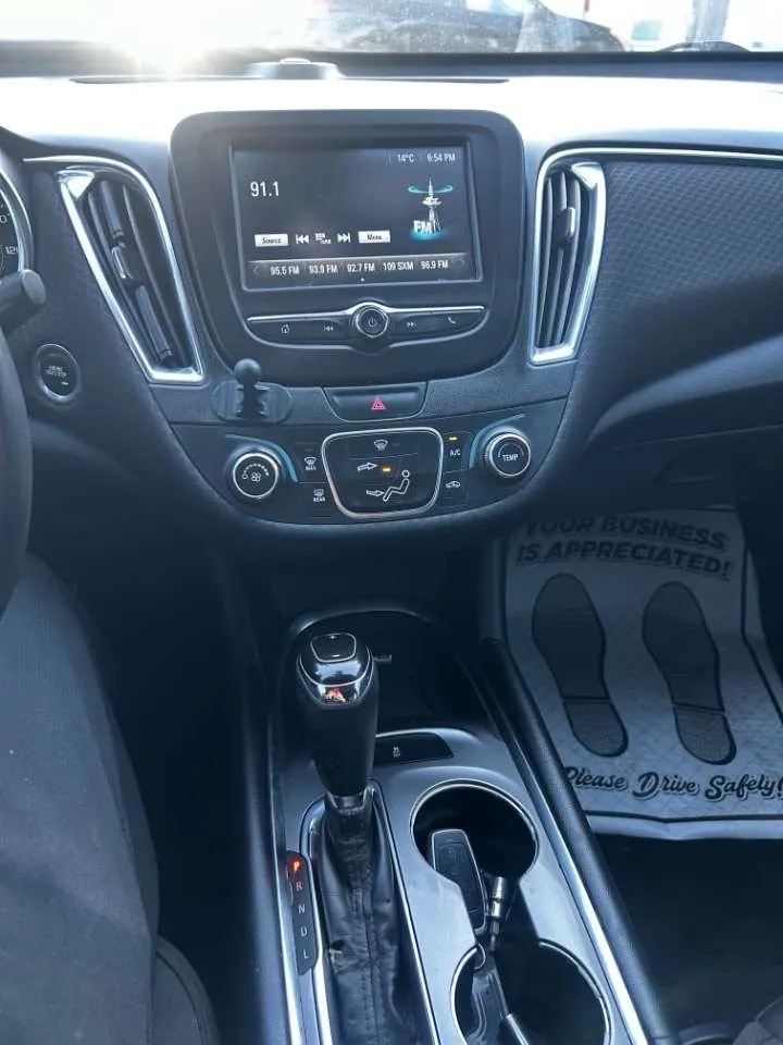 Chevrolet Malibu 2014 photo 2