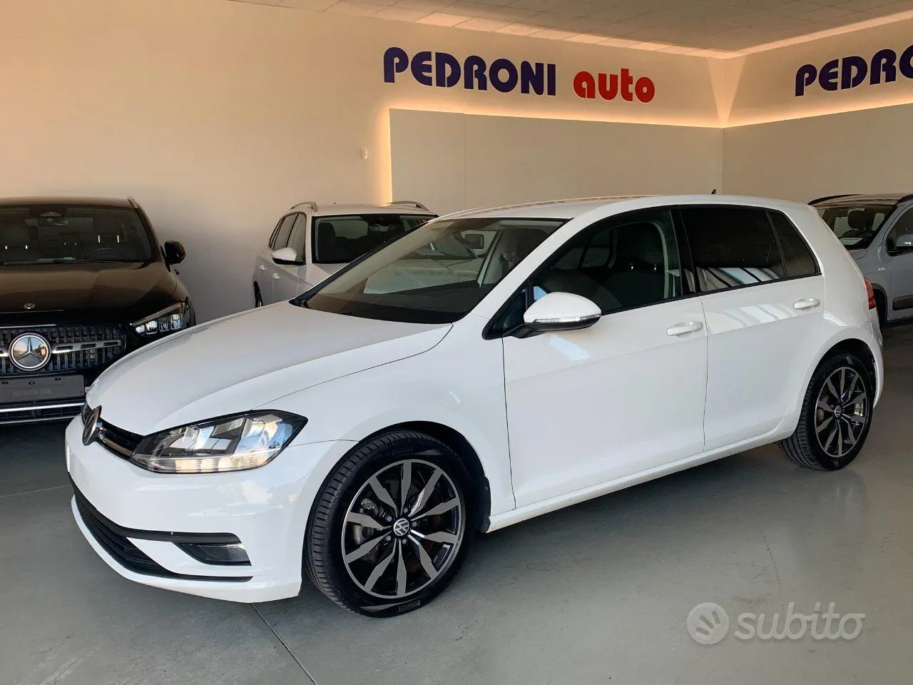 Volkswagen Golf 2019 photo 2
