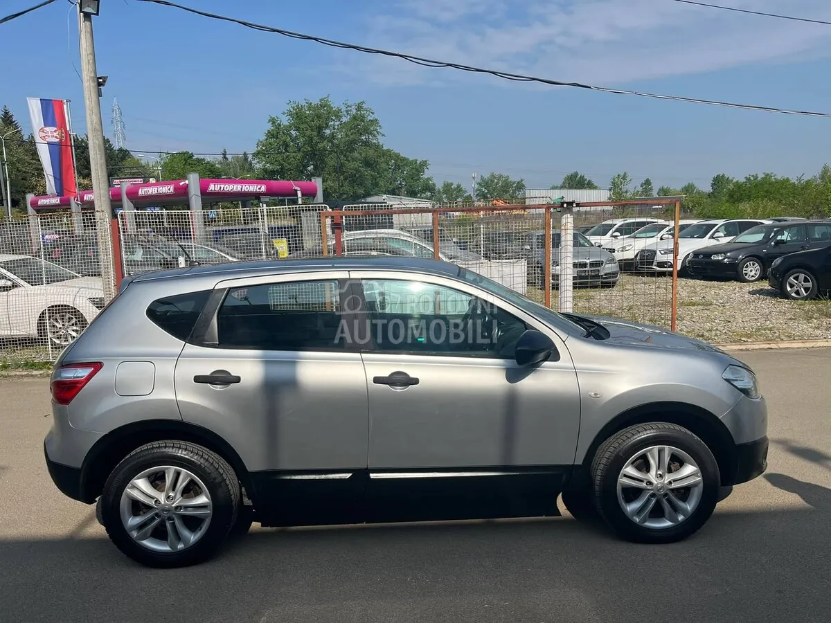Nissan Qashqai 2011 photo 5
