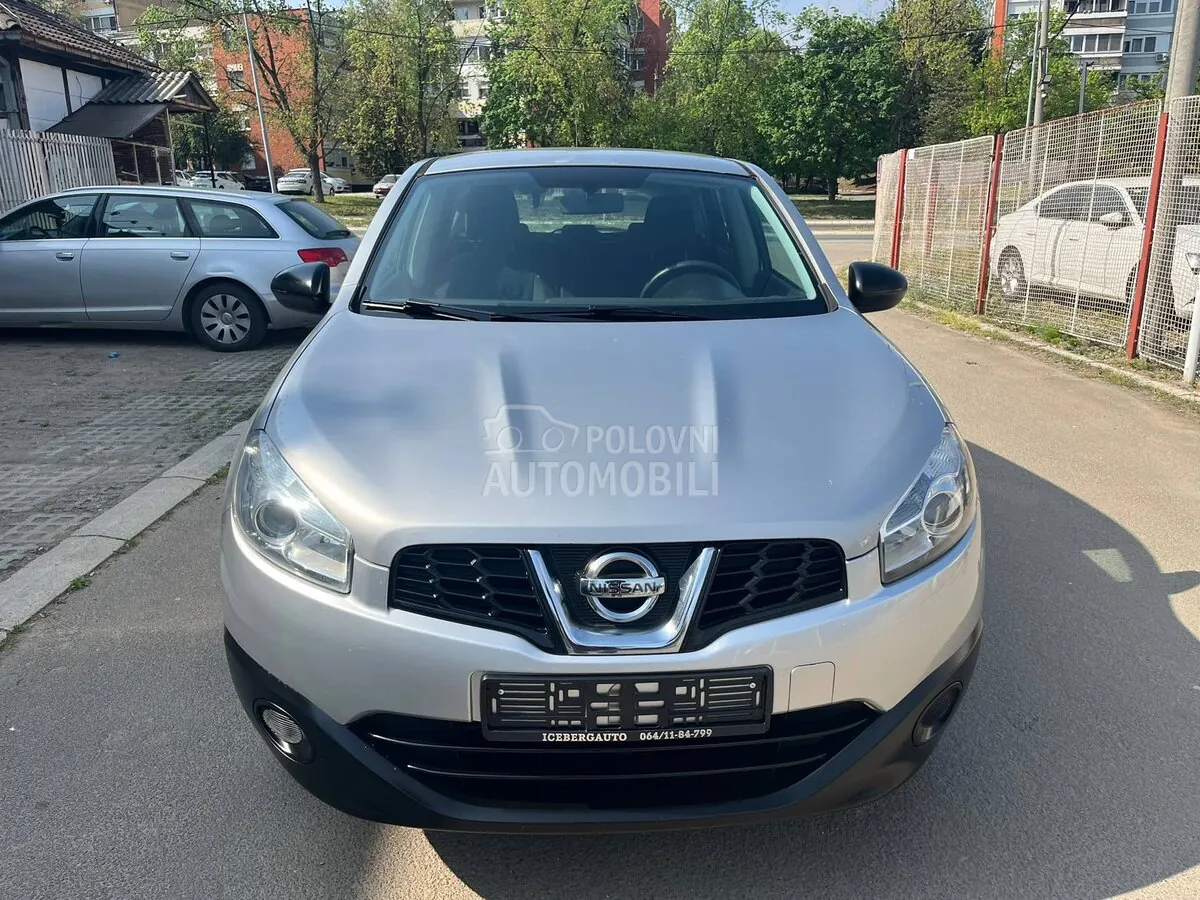 Nissan Qashqai 2011 photo 2