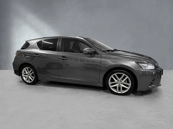 Lexus Ct200H 2015 photo 2