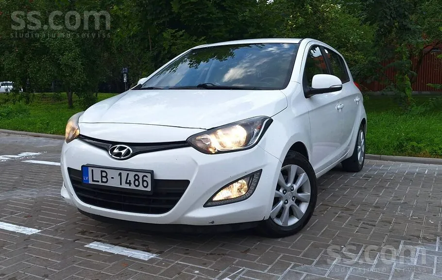 Hyundai I20 2014 photo 3