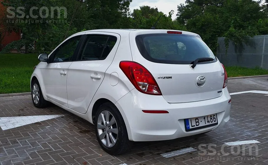 Hyundai I20 2014 photo 4