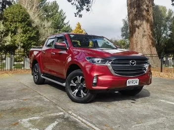 Mazda Bt-50 2021 photo 2