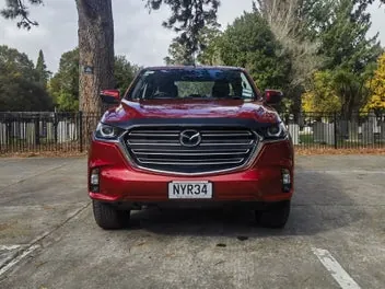 Mazda Bt-50 2021 photo 3