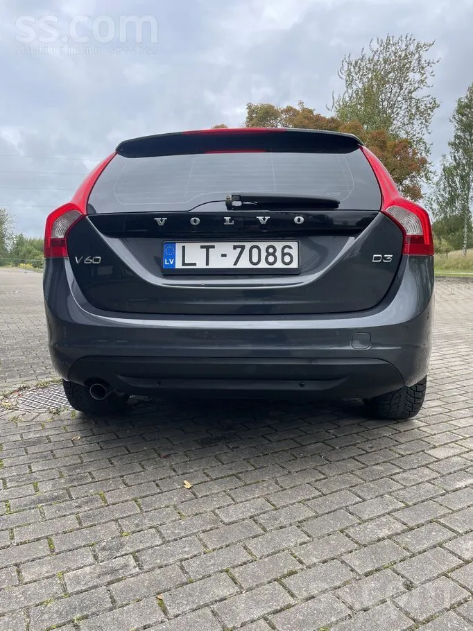 Volvo V60 2012 photo 5