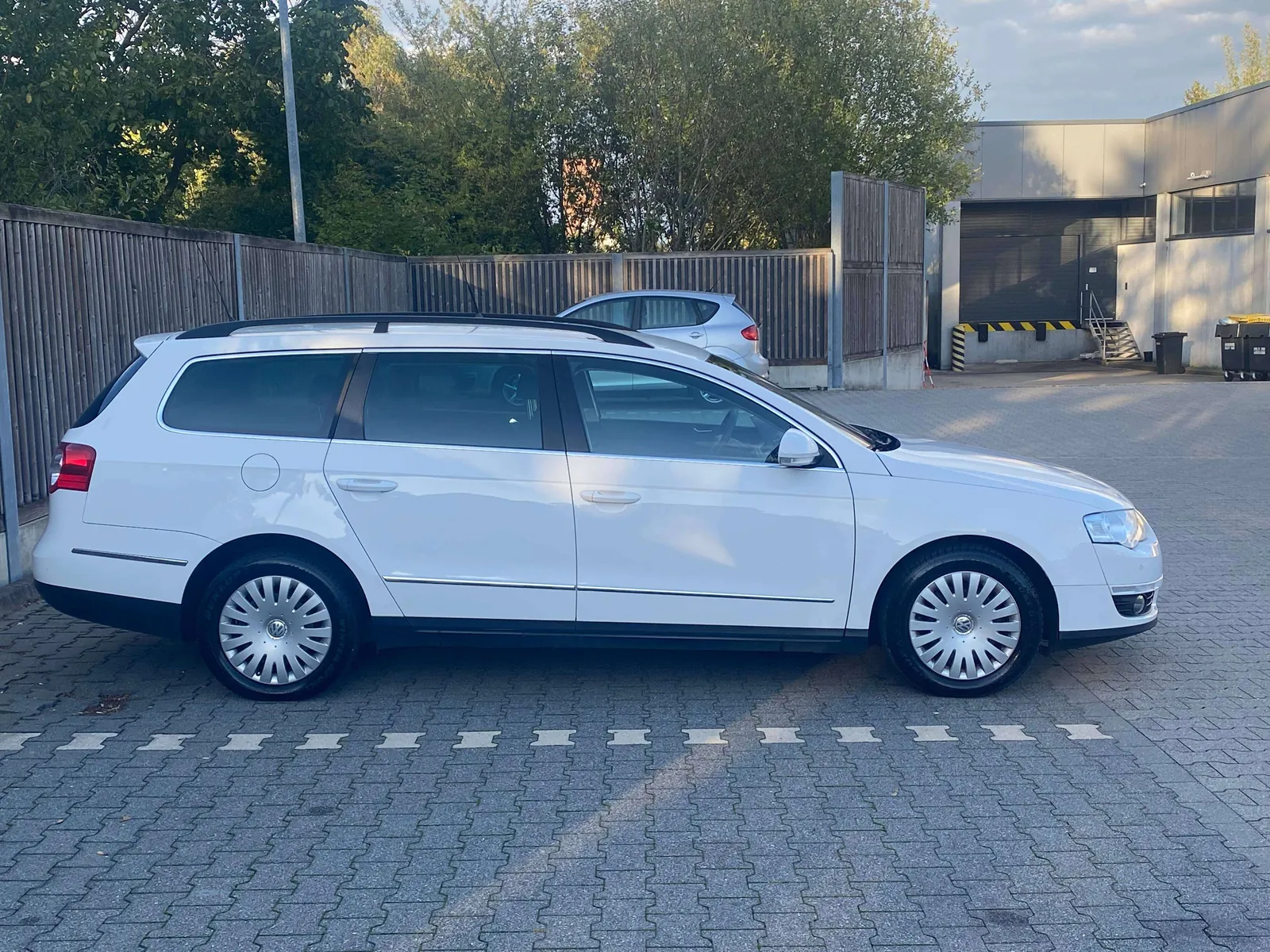 Volkswagen Passat 2010 photo 4