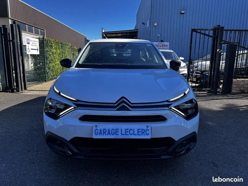 Citroen C4 2024 photo 2