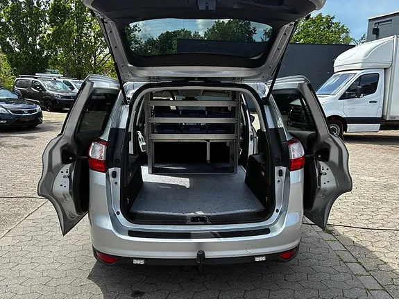 Ford Grand C-Max 2018 photo 3