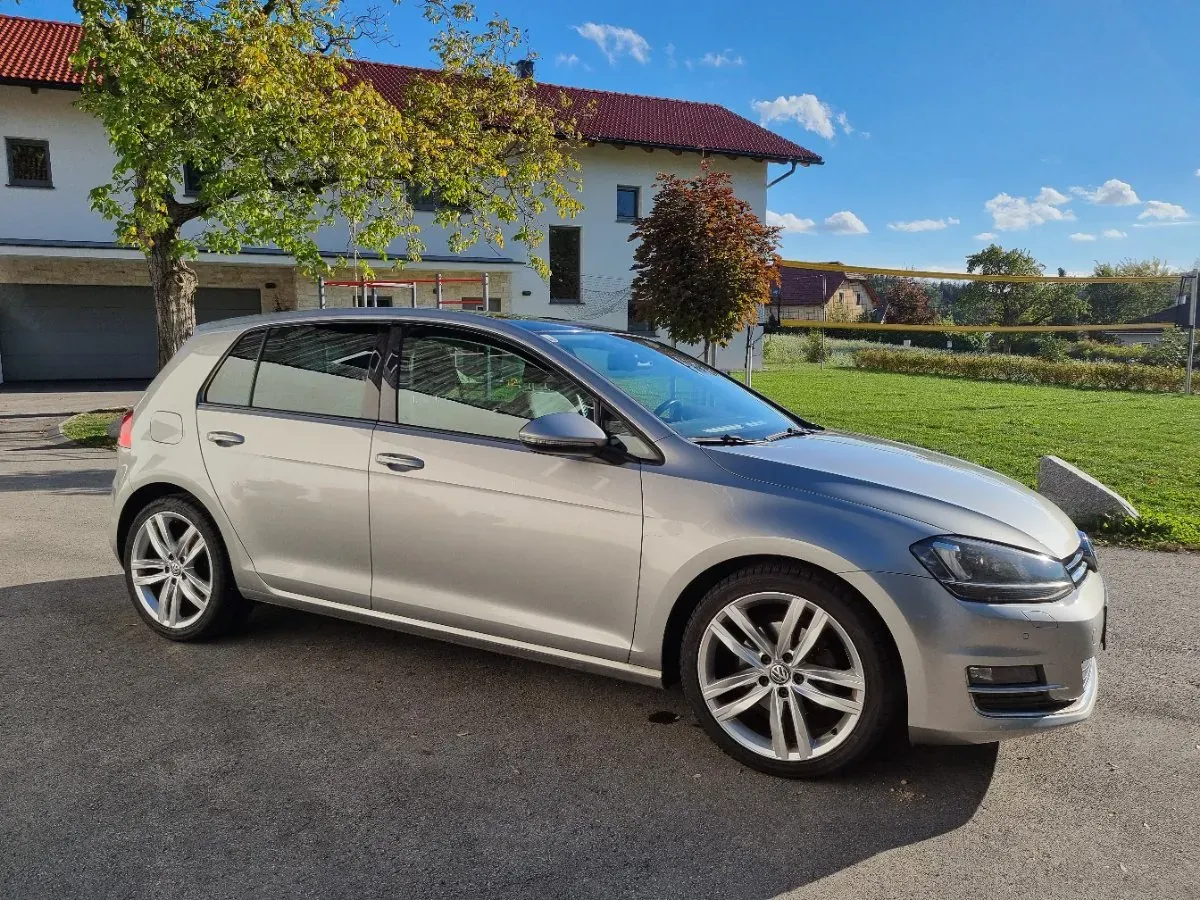 Volkswagen Golf 2013 photo 2