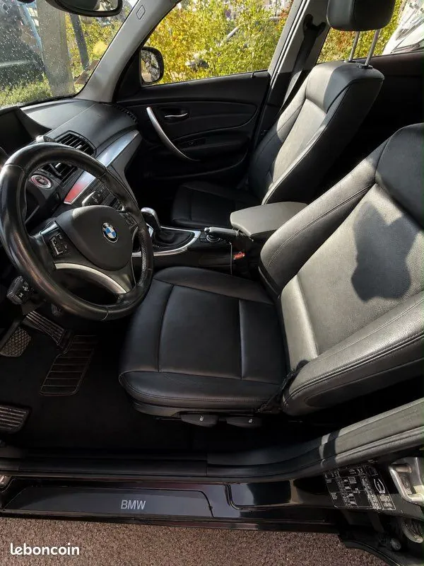 BMW Series 1 2010 photo 2