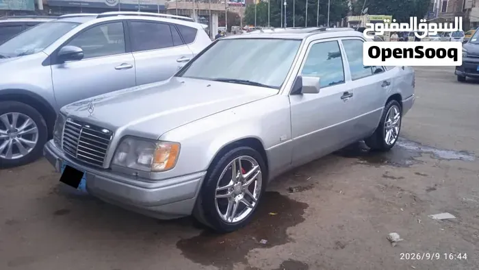 Mercedes-Benz E-Class 1995 photo 4