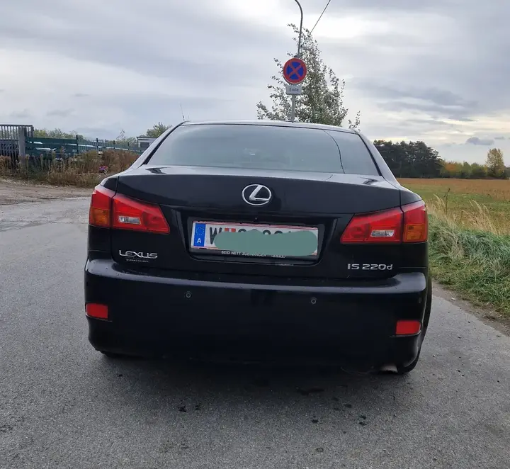 Lexus Is