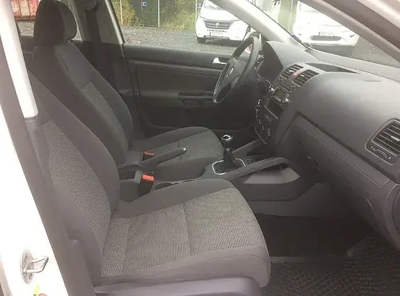Volkswagen Golf 5 2009 photo 3