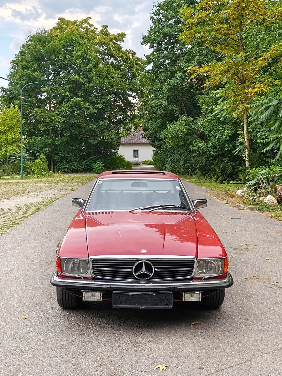 Mercedes-Benz Slc-Klasse 1977 photo 3