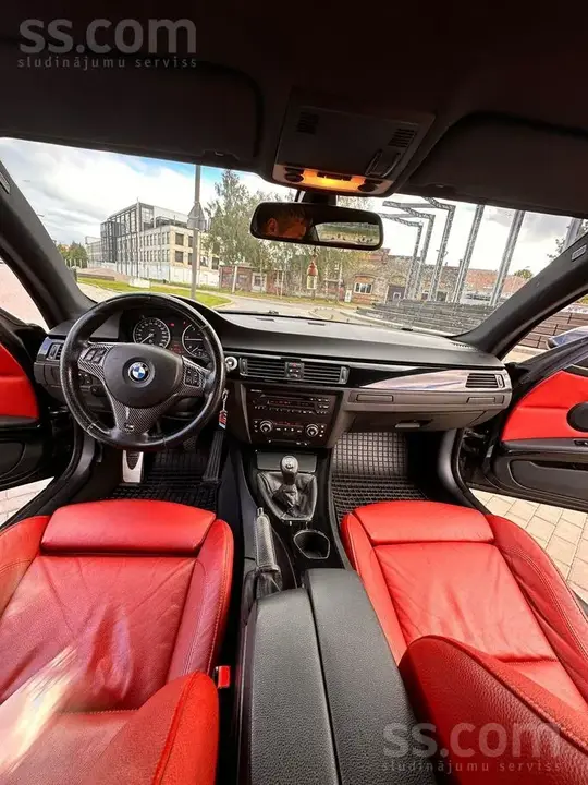 BMW 320D 2008 photo 4