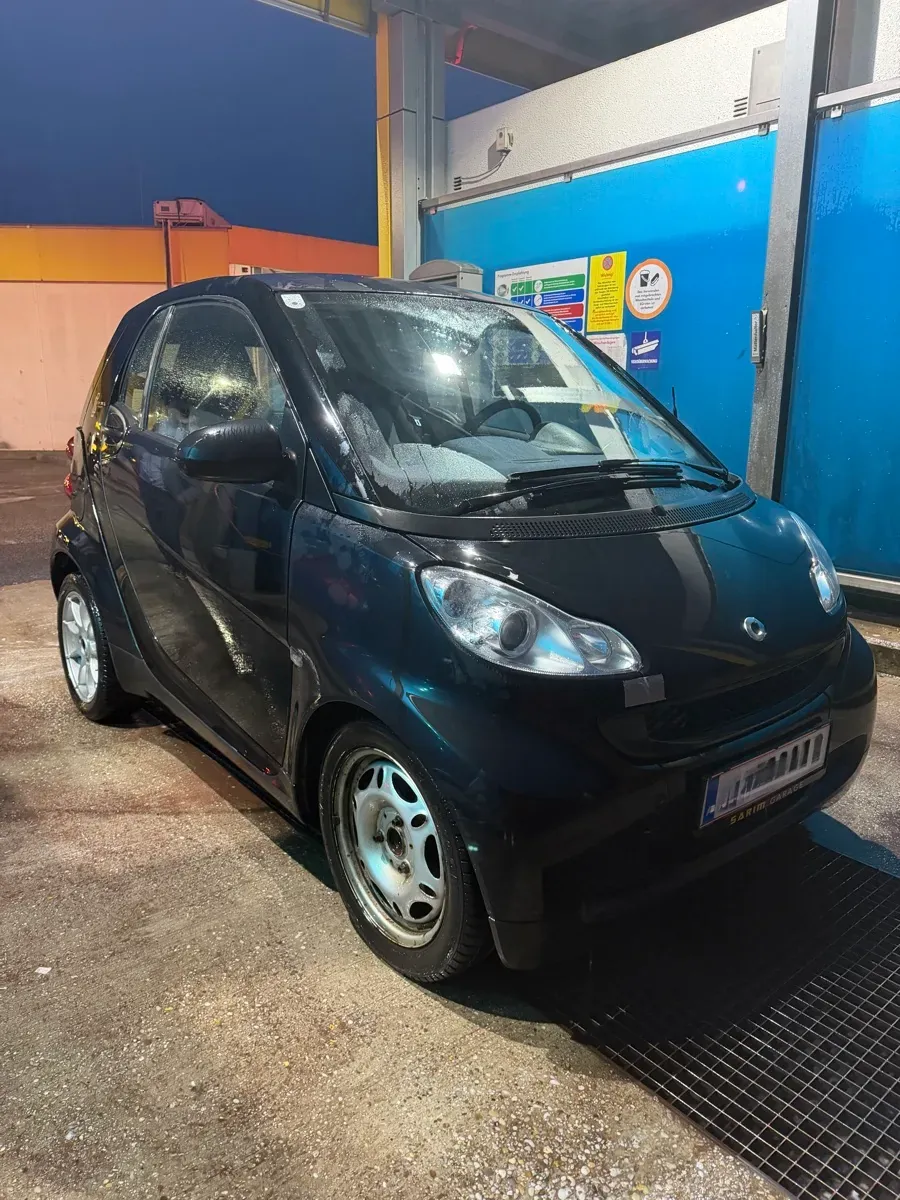 Smart Fortwo 2011 photo 2