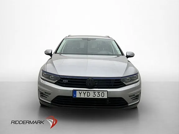 Volkswagen Passat 2018 photo 2