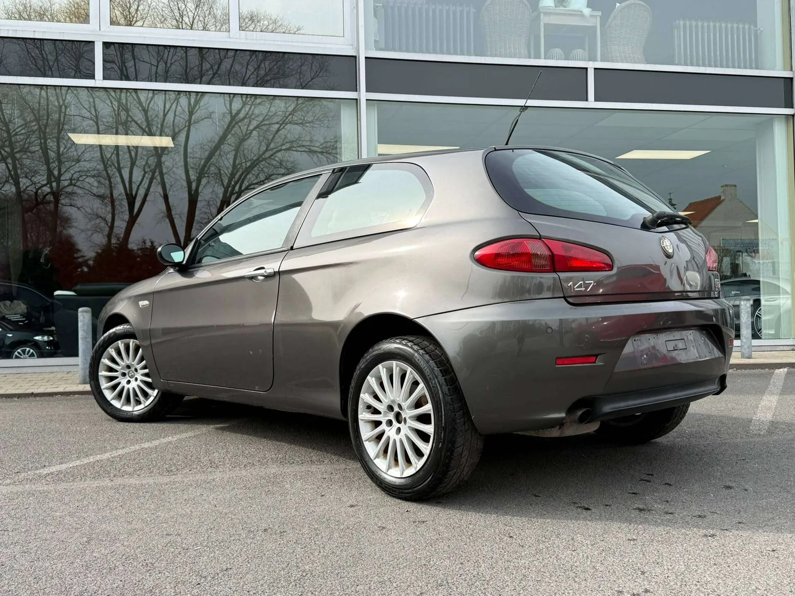 Alfa Romeo 147 2008 photo 5