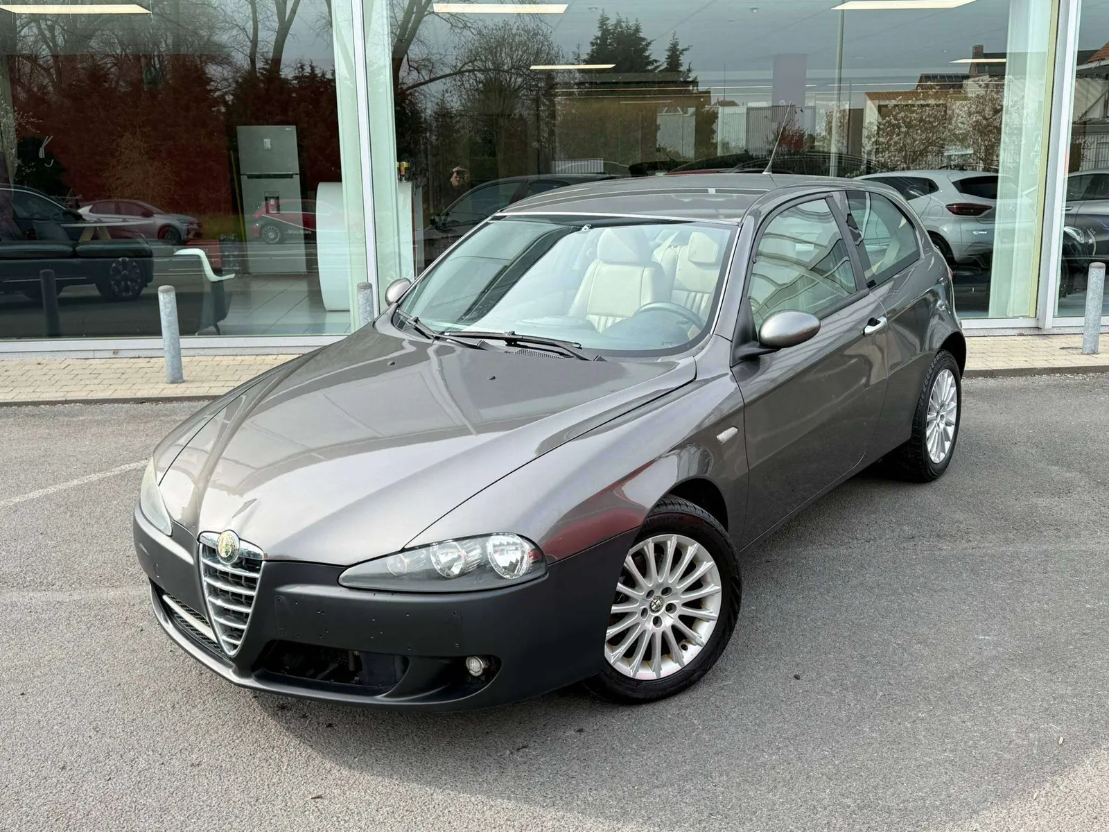 Alfa Romeo 147 2008 photo 2