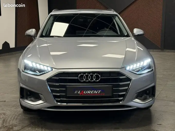 Audi A4 2022 photo 2