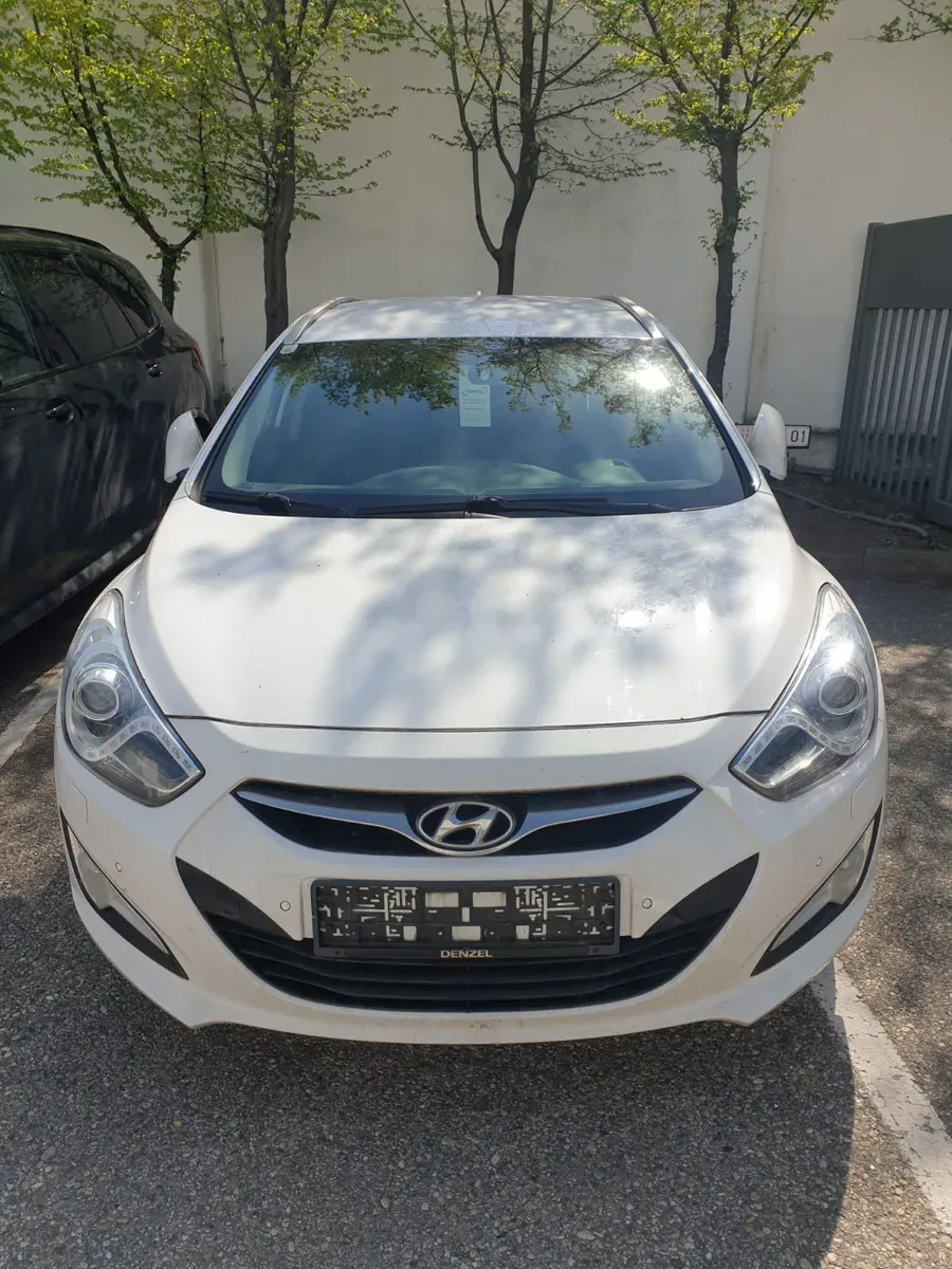 Hyundai I40