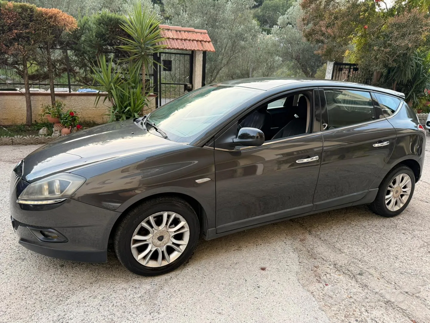 Lancia Delta 2009 photo 4