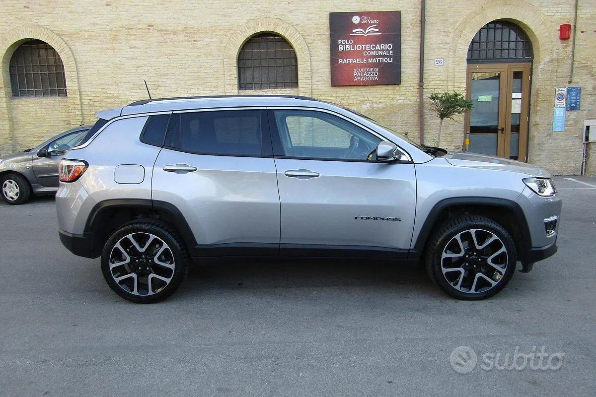 Jeep Compass 2018 photo 4
