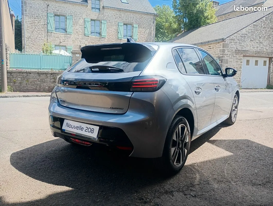 Peugeot 208 2026 photo 3