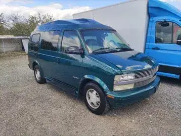 GMC Astro